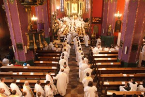 La messe chrismale à la cathédrale